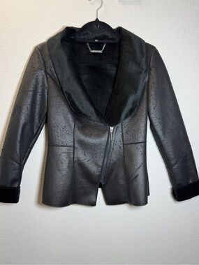 WHITE HOUSE BLACK MARKET Faux Shearling Coat Jacket Black Luxury Crackle Sz XS